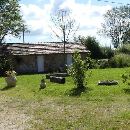 Feu ゲストハウス *